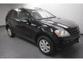 Black - ML 350 4Matic Photo No. 8