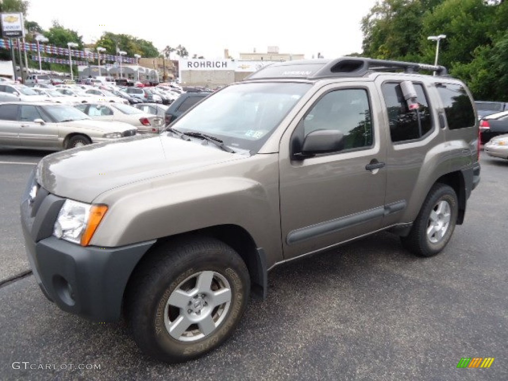 2006 Xterra X 4x4 - Granite Metallic / Desert/Graphite photo #2