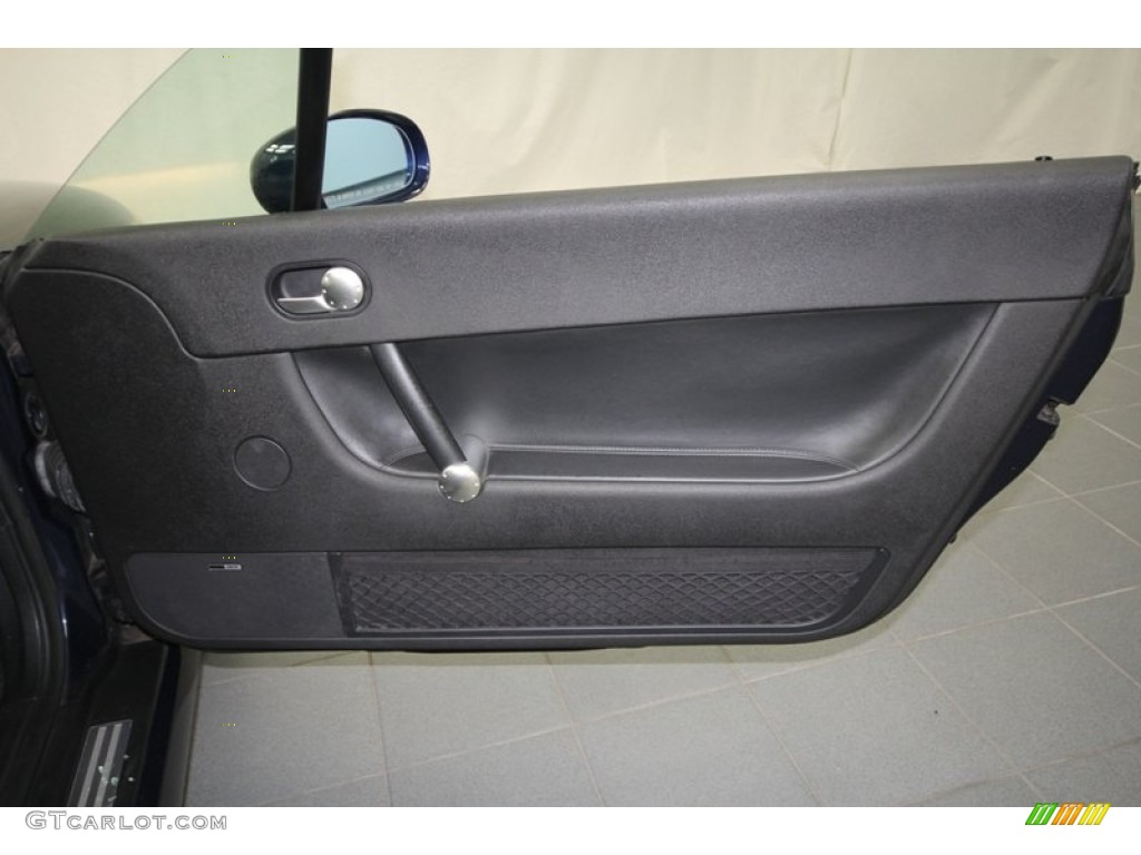 2003 Audi TT 1.8T quattro Roadster Ebony Door Panel Photo #71546398