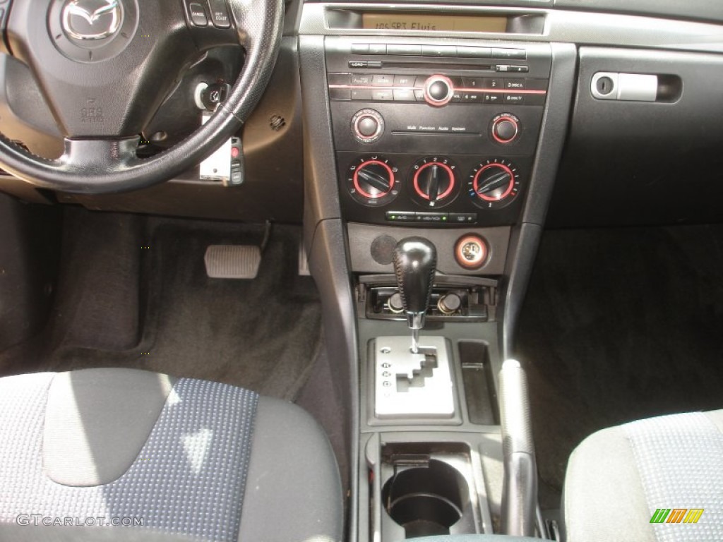 2005 MAZDA3 s Hatchback - Strato Blue Mica / Black/Blue photo #12
