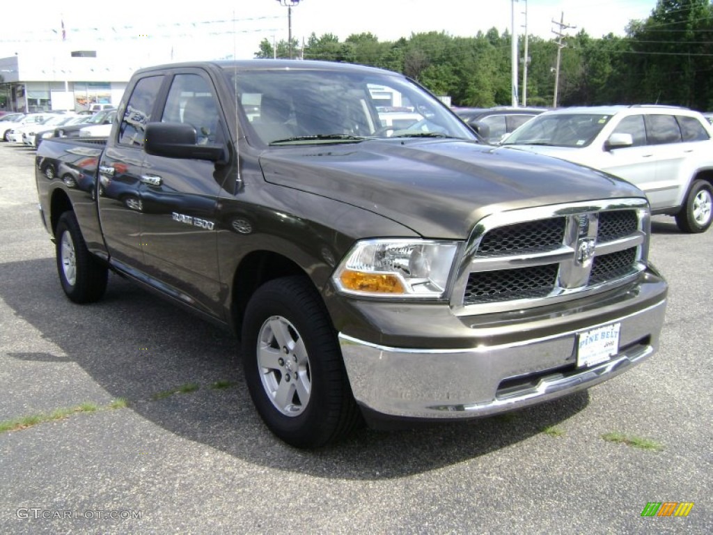 2012 Ram 1500 SLT Quad Cab 4x4 - Sagebrush Pearl / Dark Slate Gray/Medium Graystone photo #3