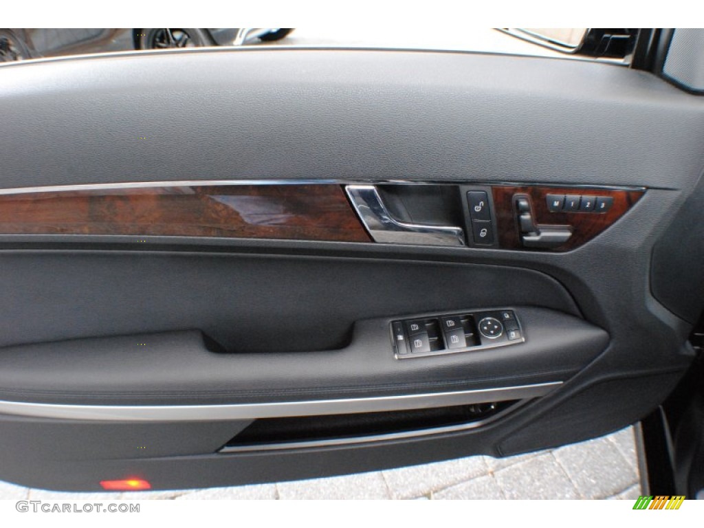 2011 Mercedes-Benz E 350 Cabriolet Black Door Panel Photo #71549806