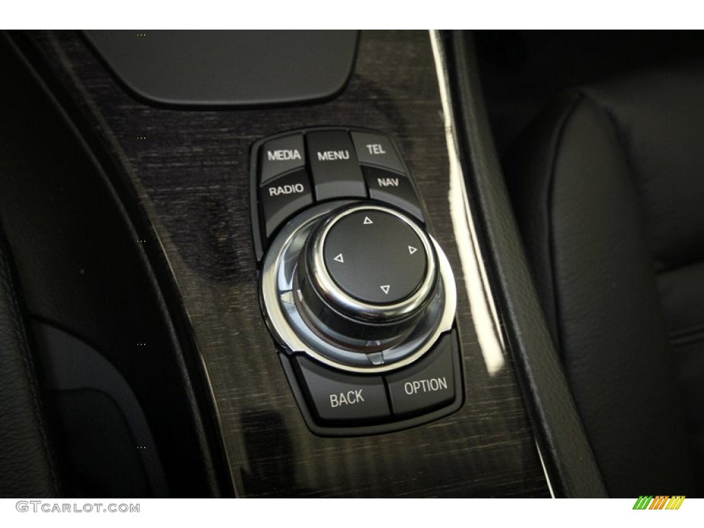 2013 BMW 3 Series 328i Coupe Controls Photo #71553227