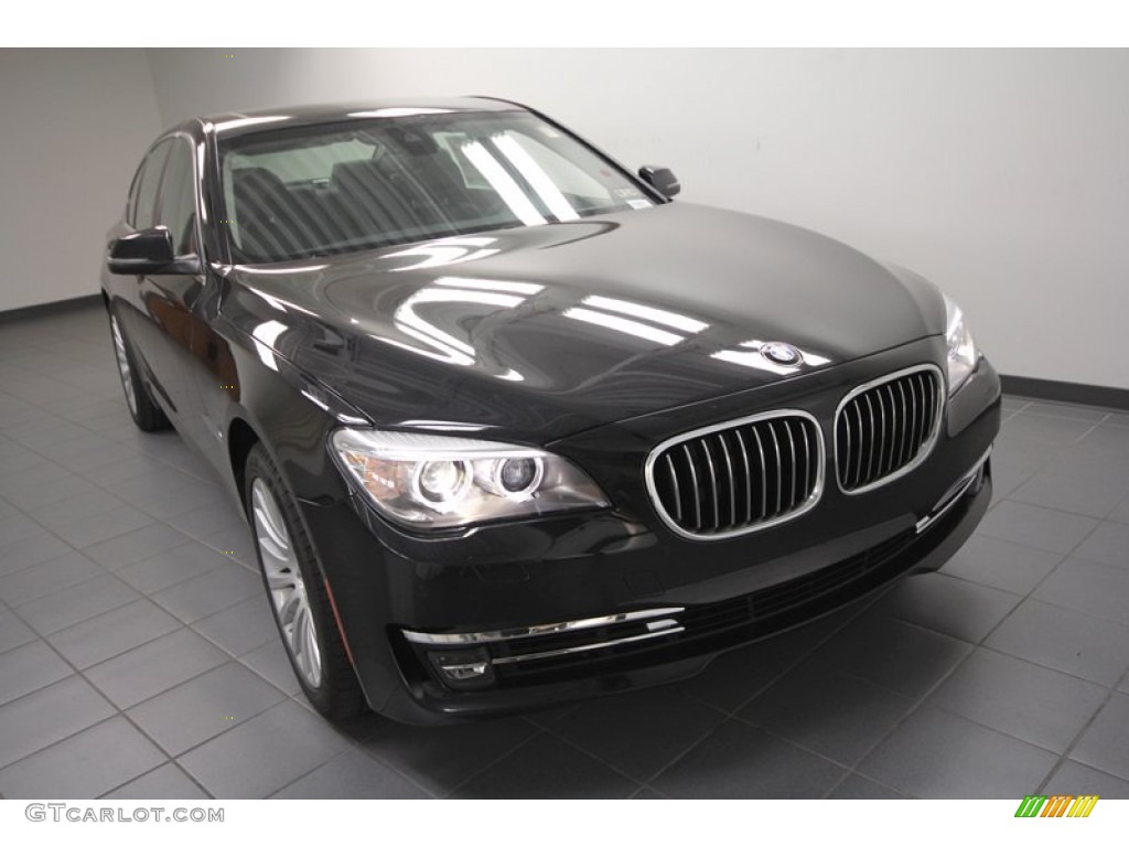 2013 7 Series 740i Sedan - Black Sapphire Metallic / Black photo #5