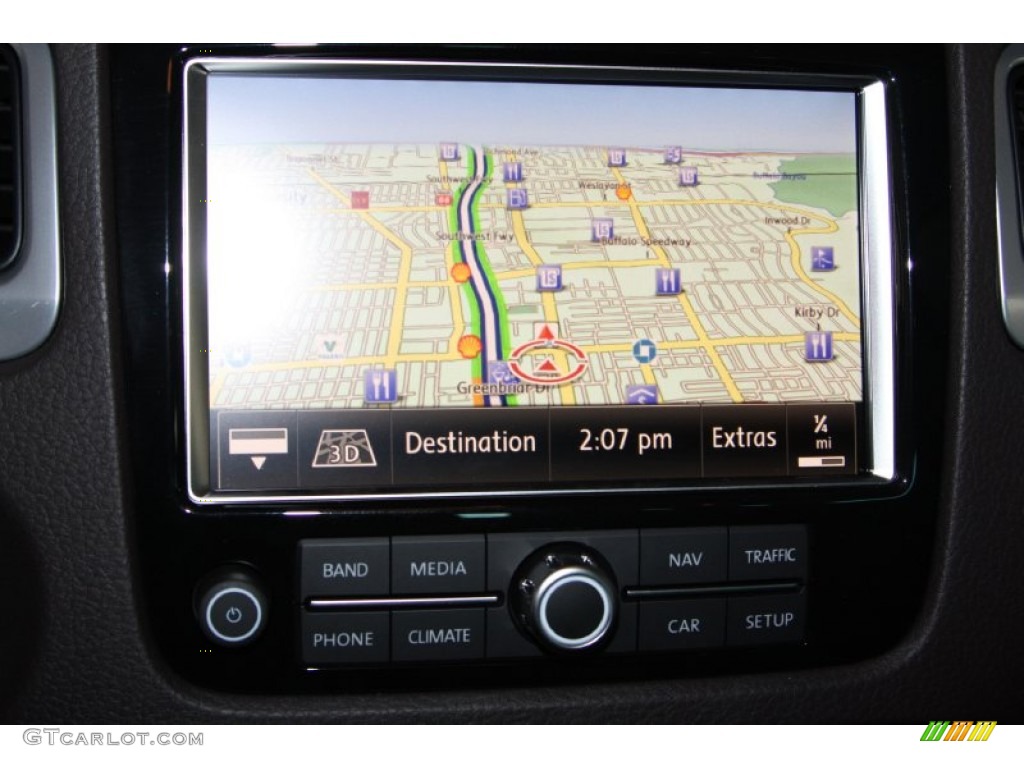 2013 Volkswagen Touareg TDI Executive 4XMotion Navigation Photo #71553612