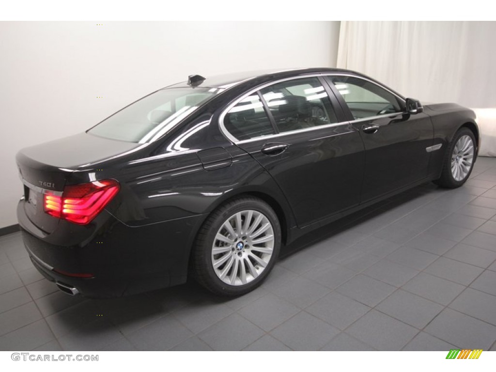 2013 7 Series 740i Sedan - Black Sapphire Metallic / Black photo #8