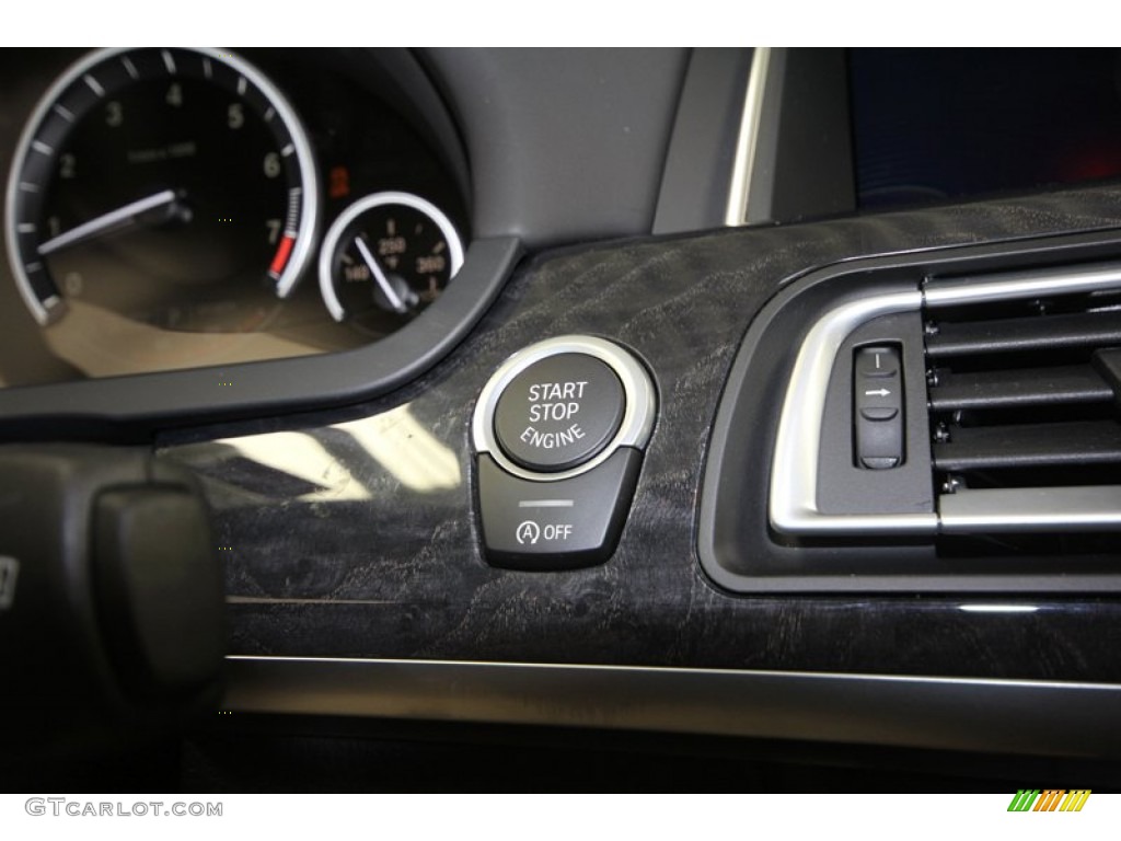 2013 BMW 7 Series 740i Sedan Controls Photo #71553728