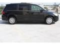 2012 Nocturne Black Metallic Volkswagen Routan SE  photo #7