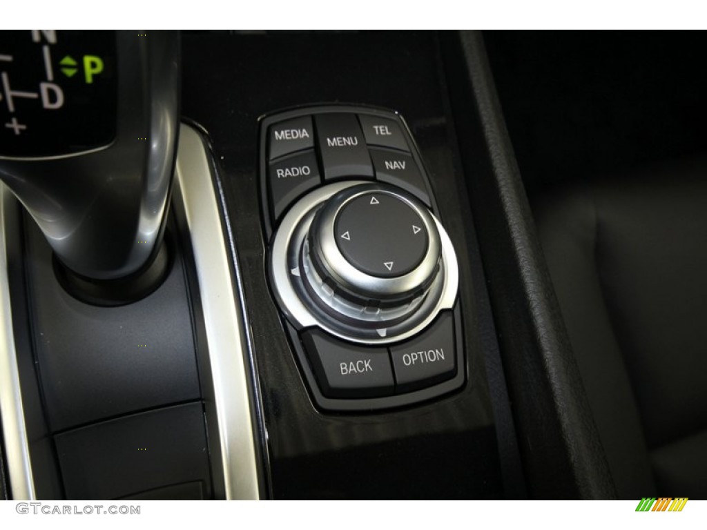 2013 BMW 5 Series 535i Gran Turismo Controls Photo #71554495