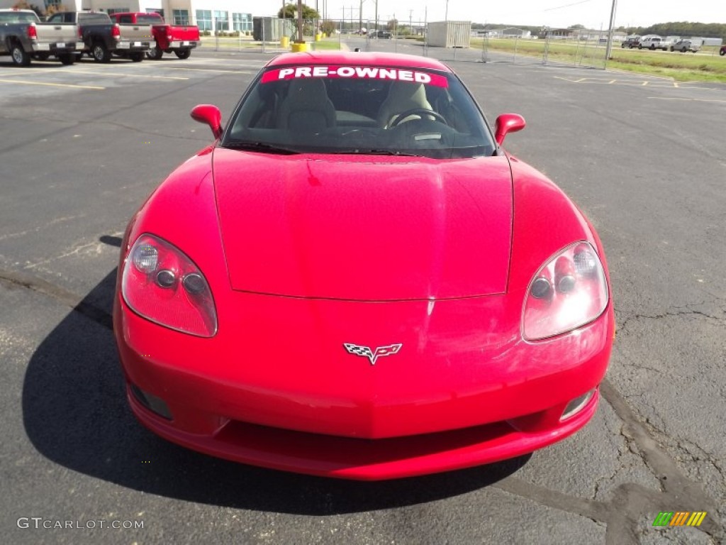 Victory Red 2005 Chevrolet Corvette Coupe Exterior Photo #71556280