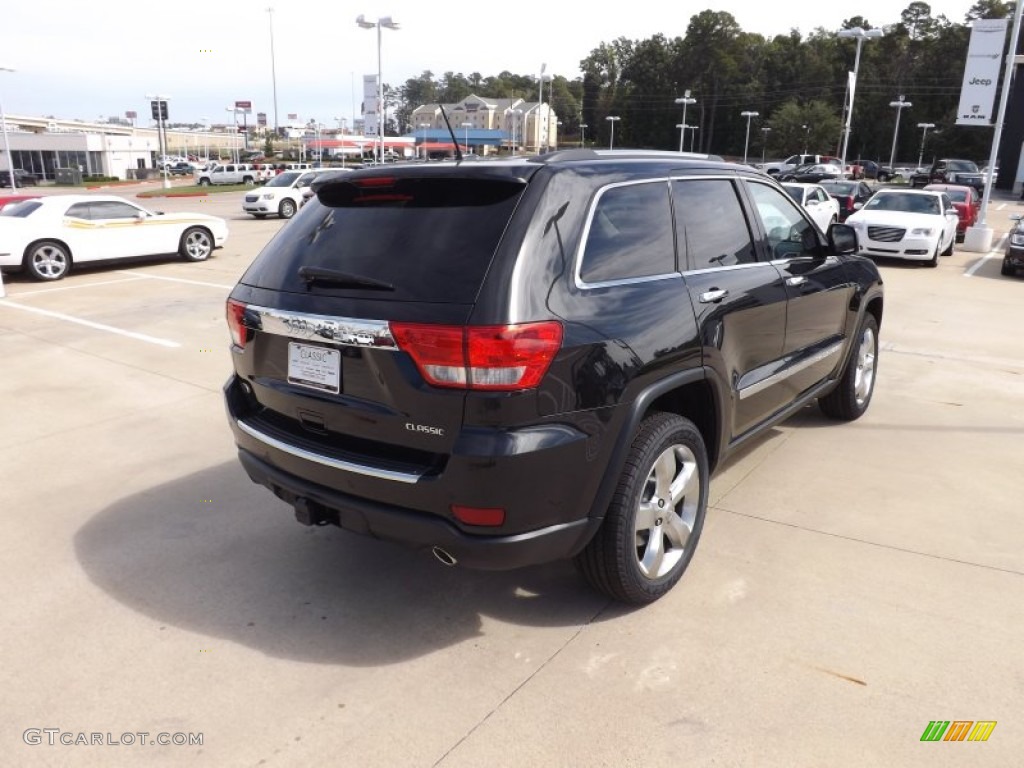 2013 Grand Cherokee Overland - Brilliant Black Crystal Pearl / New Saddle/Black photo #5