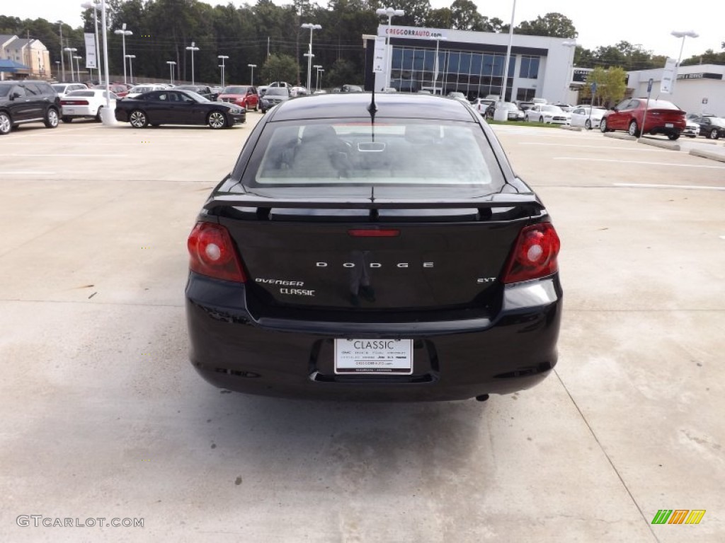 2013 Avenger SXT - Black / Black/Light Frost Beige photo #4