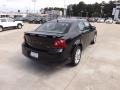 Black - Avenger SXT Photo No. 5