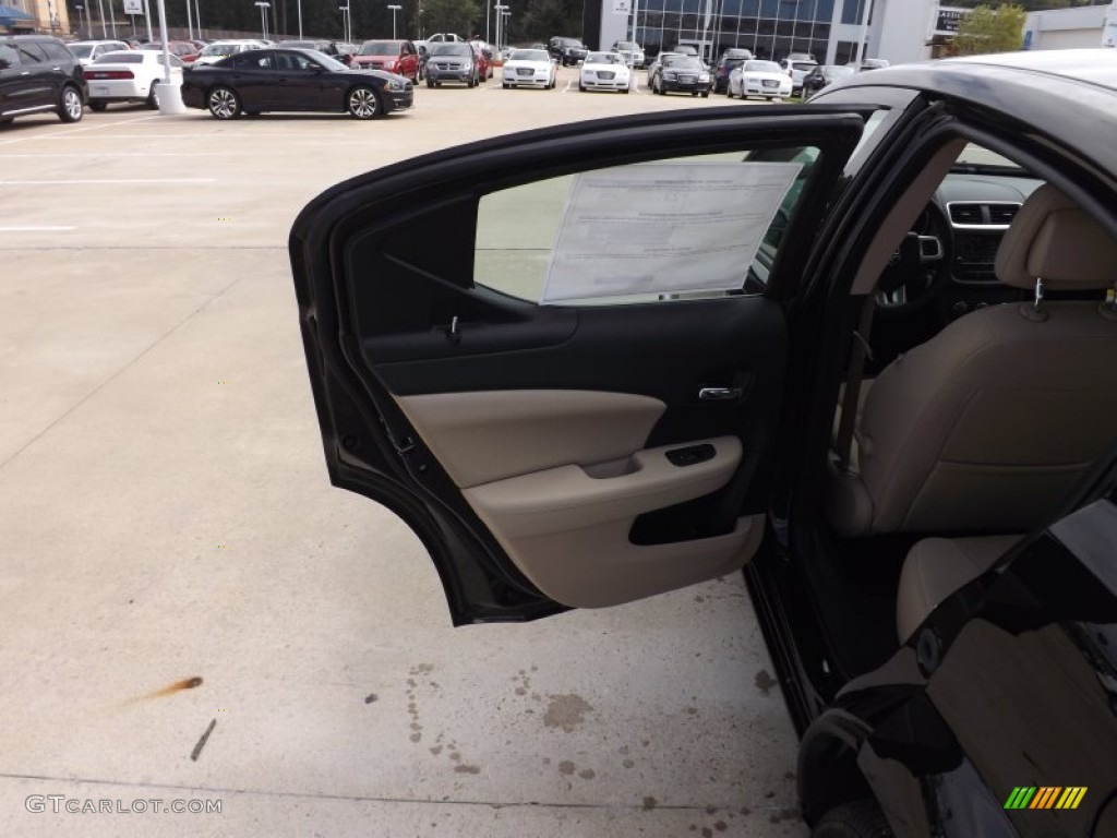 2013 Avenger SXT - Black / Black/Light Frost Beige photo #16