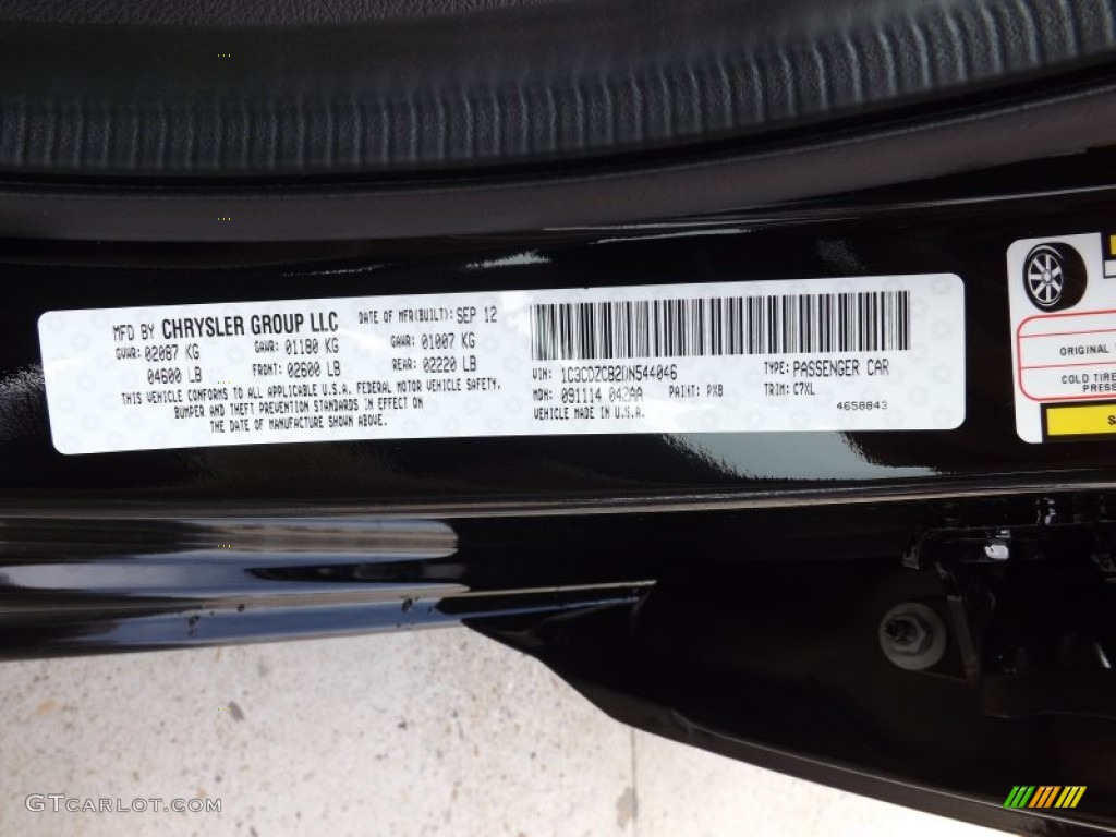 2013 Avenger SXT - Black / Black/Light Frost Beige photo #22