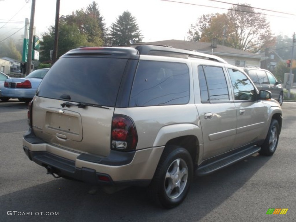 2005 TrailBlazer EXT LT 4x4 - Sandstone Metallic / Light Cashmere/Ebony photo #6