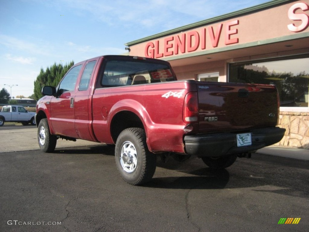 2004 F250 Super Duty XL SuperCab 4x4 - Dark Toreador Red Metallic / Medium Flint photo #5