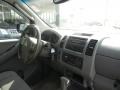 Super Black - Frontier LE Crew Cab 4x4 Photo No. 4