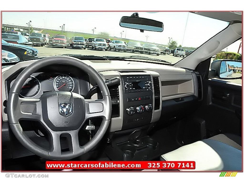 2010 Ram 1500 ST Regular Cab - Bright Silver Metallic / Dark Slate/Medium Graystone photo #14