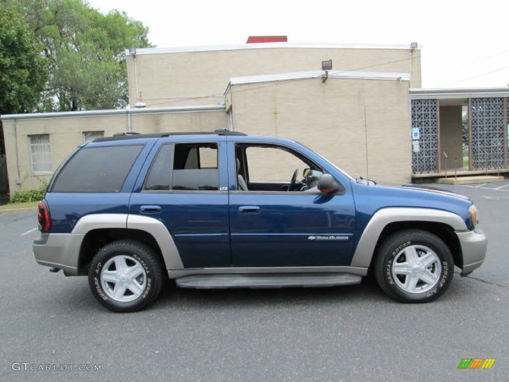 2002 TrailBlazer LTZ 4x4 - Indigo Blue Metallic / Dark Pewter photo #9