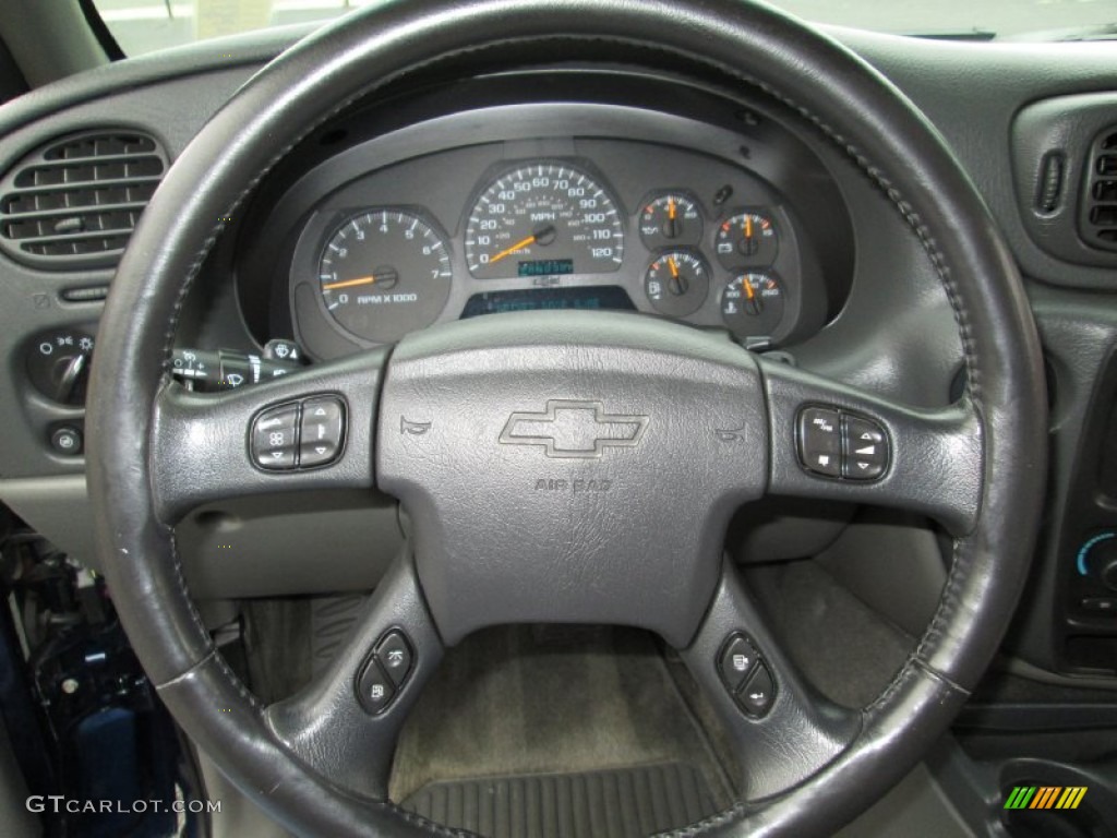 2002 Chevrolet TrailBlazer LTZ 4x4 Dark Pewter Steering Wheel Photo #71563156