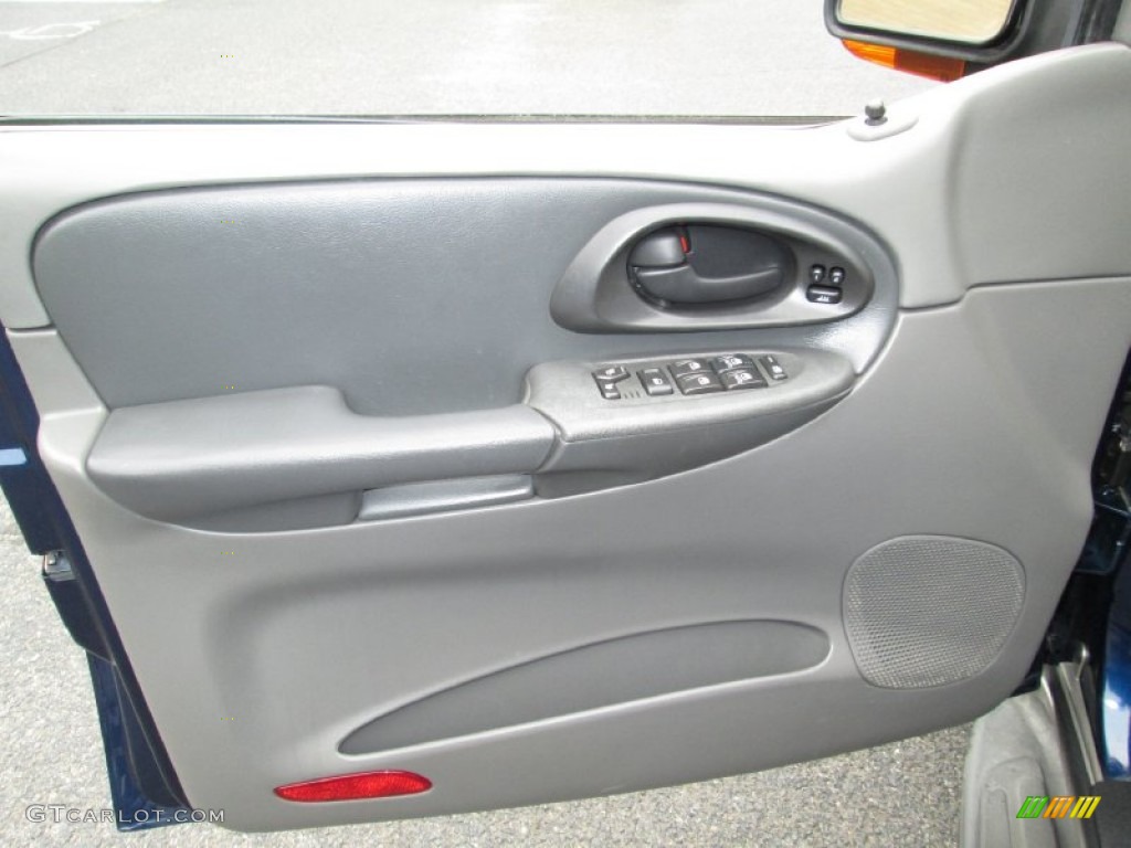 2002 Chevrolet TrailBlazer LTZ 4x4 Dark Pewter Door Panel Photo #71563219