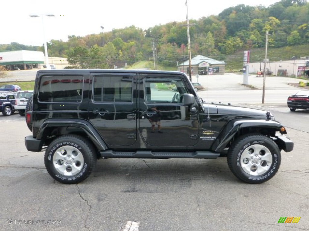 Black 2013 Jeep Wrangler Unlimited Sahara 4x4 Exterior Photo #71565241