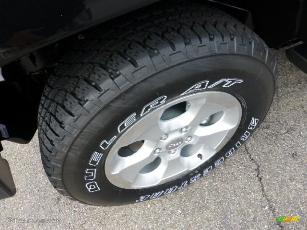 2013 Jeep Wrangler Unlimited Sahara 4x4 Wheel Photo #71565268