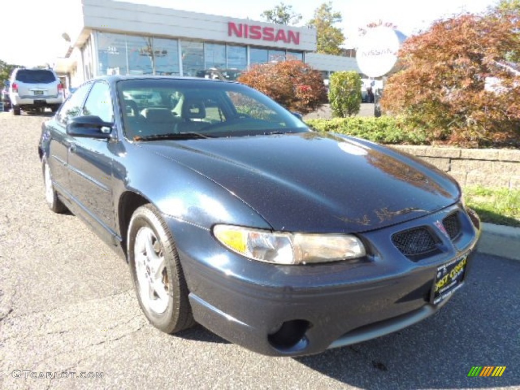 2002 Grand Prix GT Sedan - Blue Black Metallic / Gray photo #1