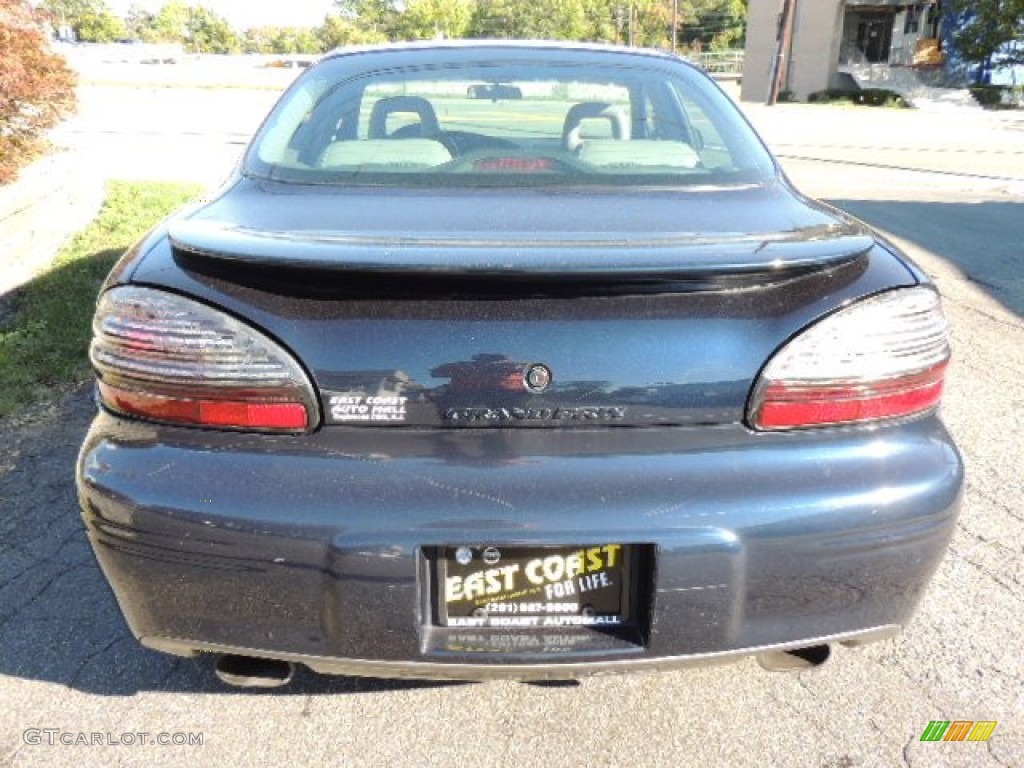 2002 Grand Prix GT Sedan - Blue Black Metallic / Gray photo #5