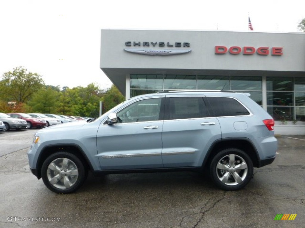 2013 Grand Cherokee Limited 4x4 - Winter Chill Pearl / Black photo #2