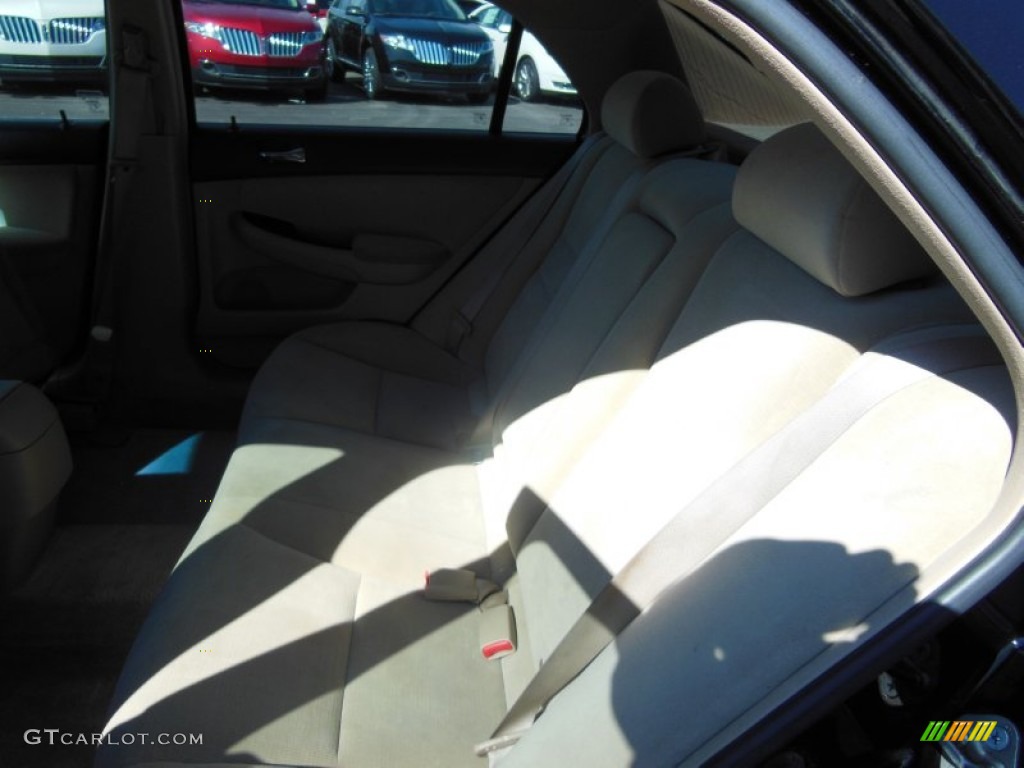 2006 Accord LX V6 Sedan - Nighthawk Black Pearl / Ivory photo #11