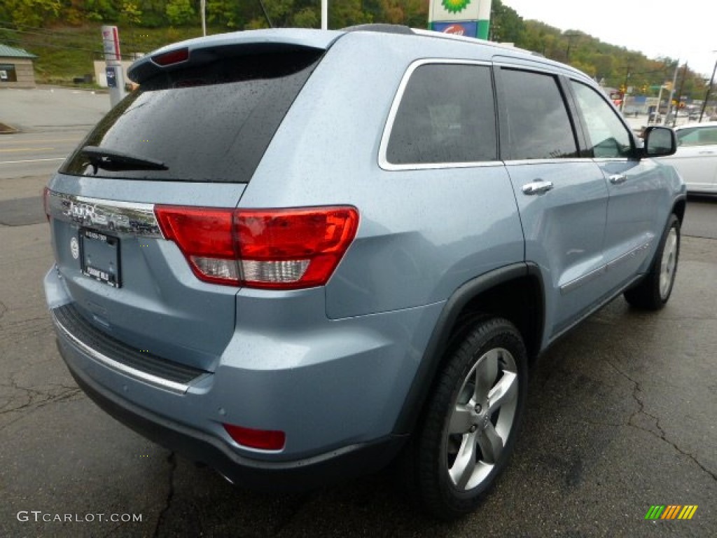 2013 Grand Cherokee Limited 4x4 - Winter Chill Pearl / Black photo #5