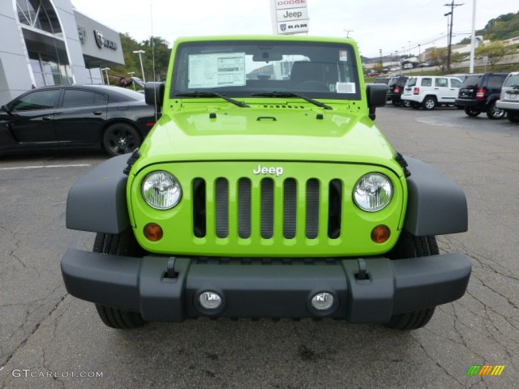 2013 Wrangler Sport 4x4 - Gecko Green / Black photo #8
