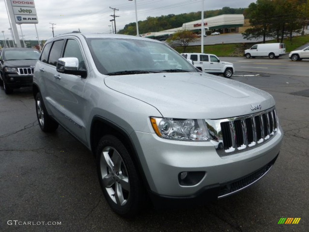 2013 Grand Cherokee Limited 4x4 - Bright Silver Metallic / Black photo #7