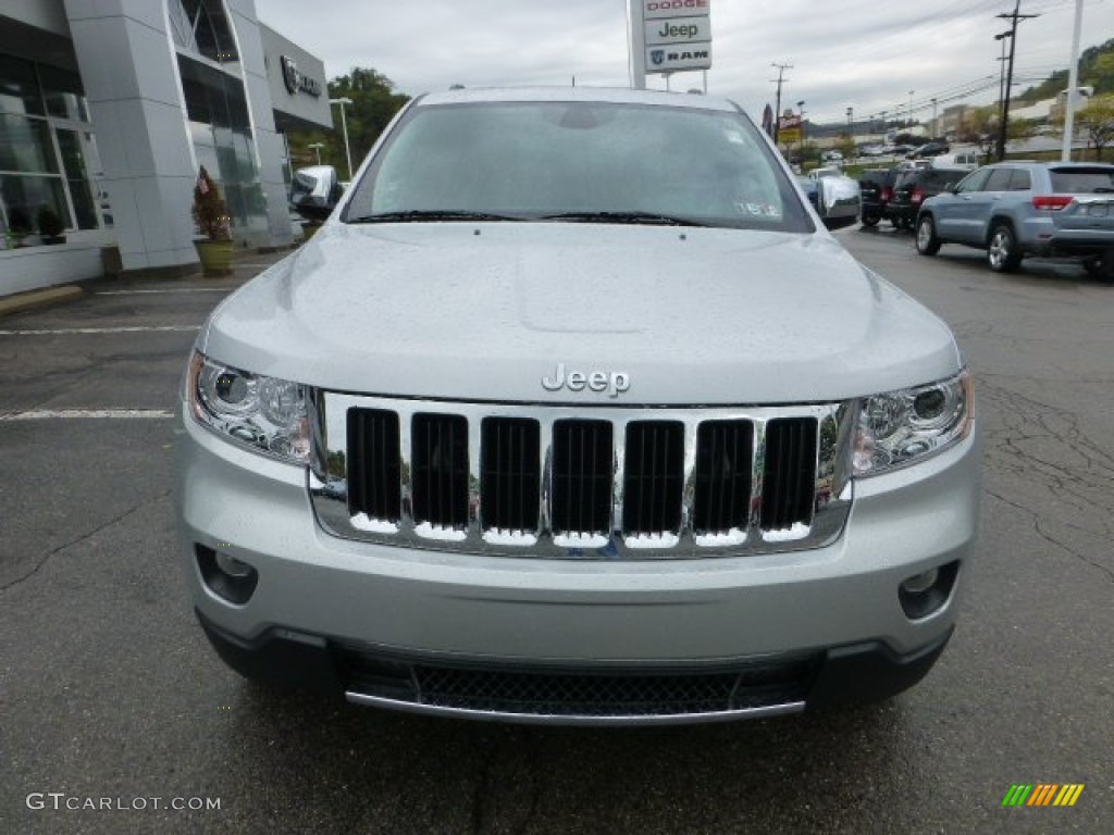 2013 Grand Cherokee Limited 4x4 - Bright Silver Metallic / Black photo #8