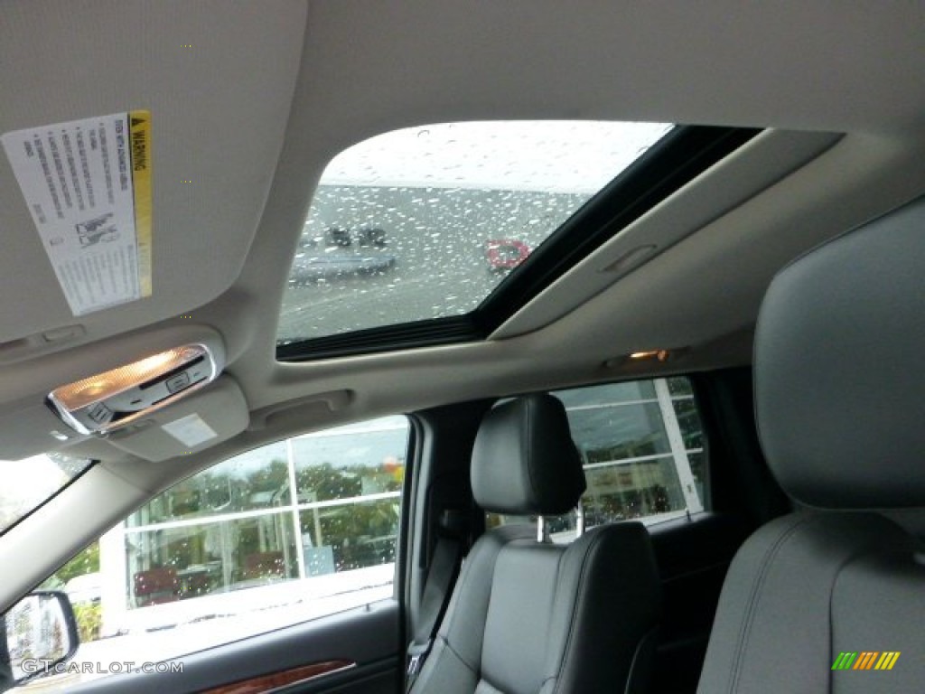 2013 Grand Cherokee Limited 4x4 - Bright Silver Metallic / Black photo #15