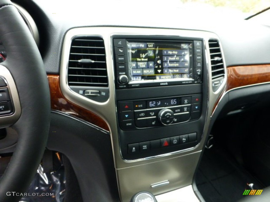 2013 Grand Cherokee Limited 4x4 - Bright Silver Metallic / Black photo #18