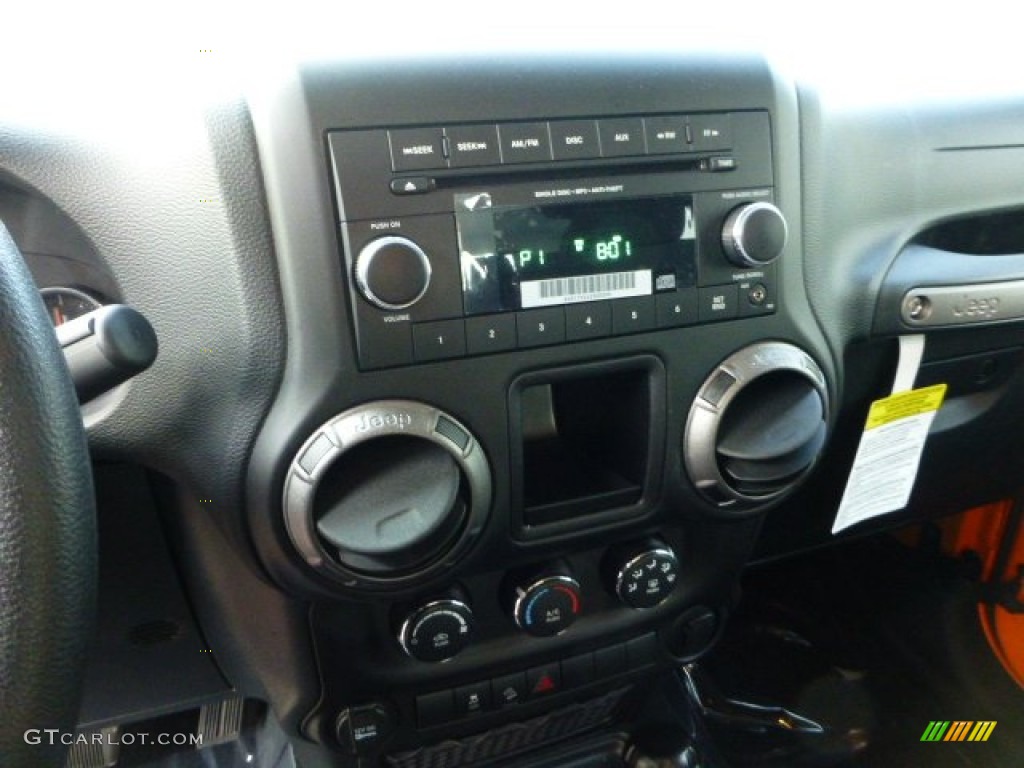 2012 Wrangler Sport 4x4 - Crush Orange / Black photo #18