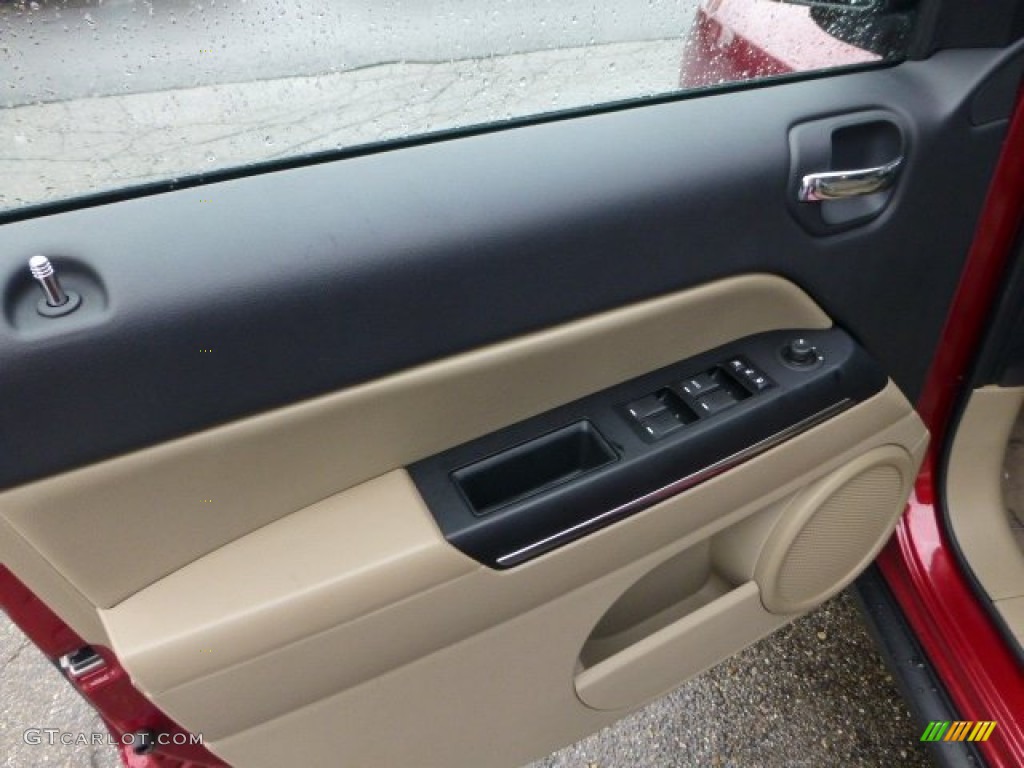 2012 Jeep Compass Limited 4x4 Dark Slate Gray/Light Pebble Beige Door Panel Photo #71570221