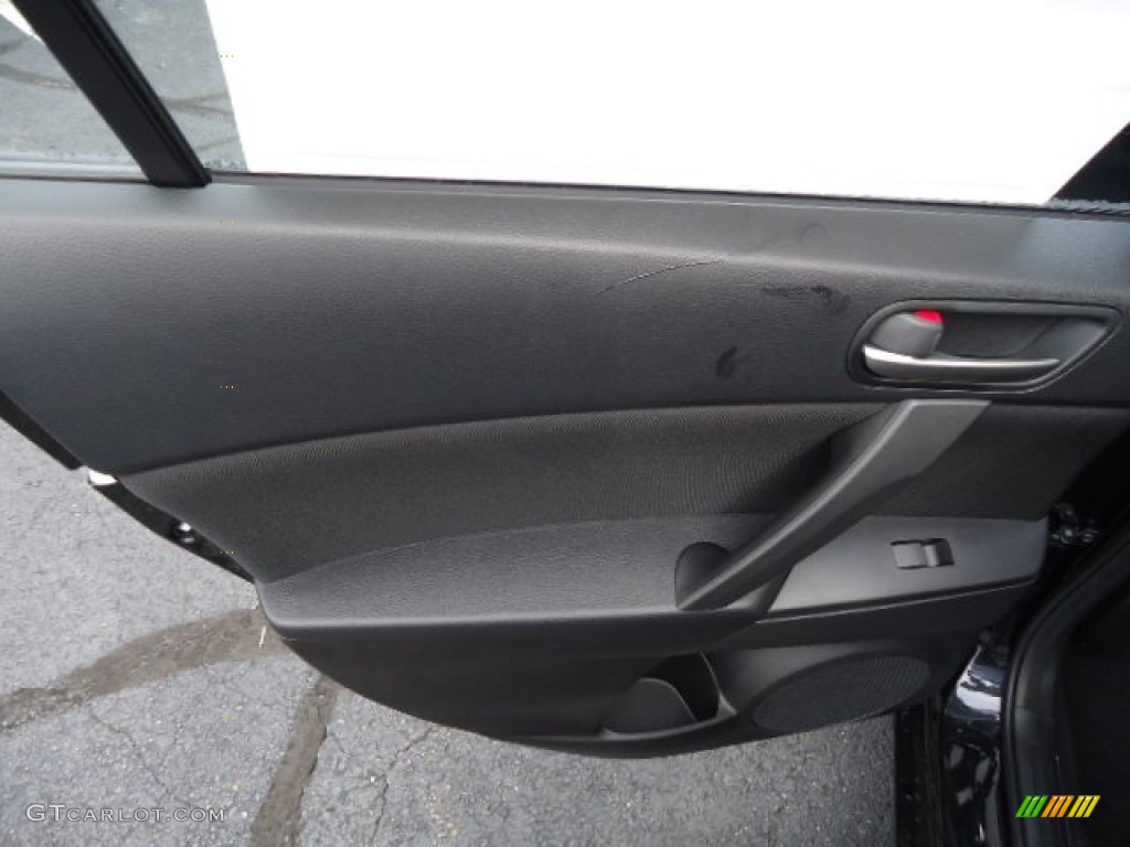 2013 Mazda MAZDA3 i Sport 4 Door Black Door Panel Photo #71570860
