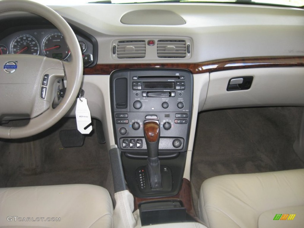 2005 S80 2.5T - Ash Gold Metallic / Light Taupe photo #25