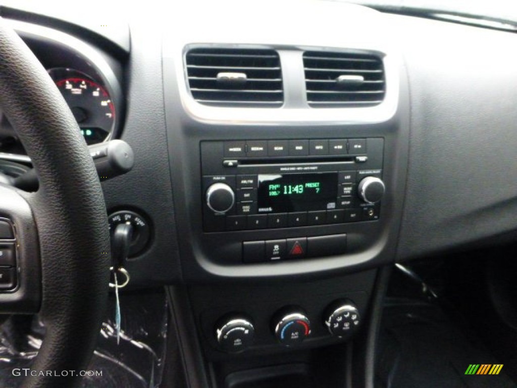 2013 Dodge Avenger SE V6 Controls Photo #71572922