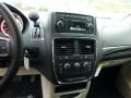 Sandstone - Grand Caravan American Value Package Photo No. 18