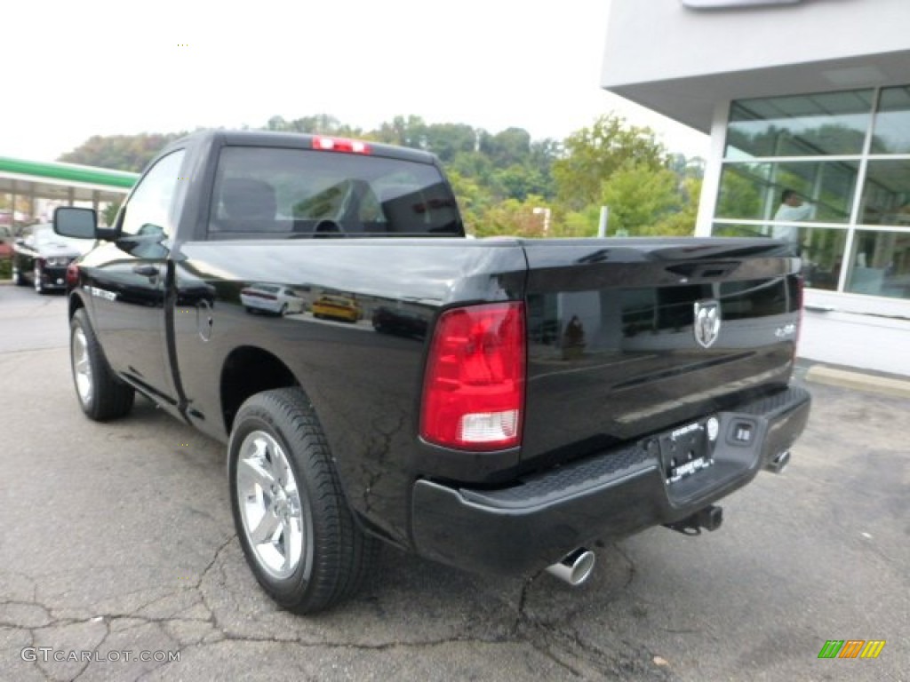 2012 Ram 1500 Express Regular Cab 4x4 - Black / Dark Slate Gray/Medium Graystone photo #3