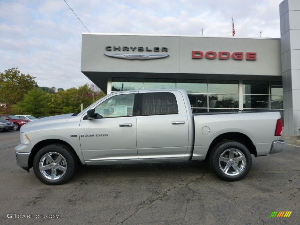 2012 Ram 1500 Big Horn Crew Cab 4x4 - Bright Silver Metallic / Dark Slate Gray/Medium Graystone photo #2