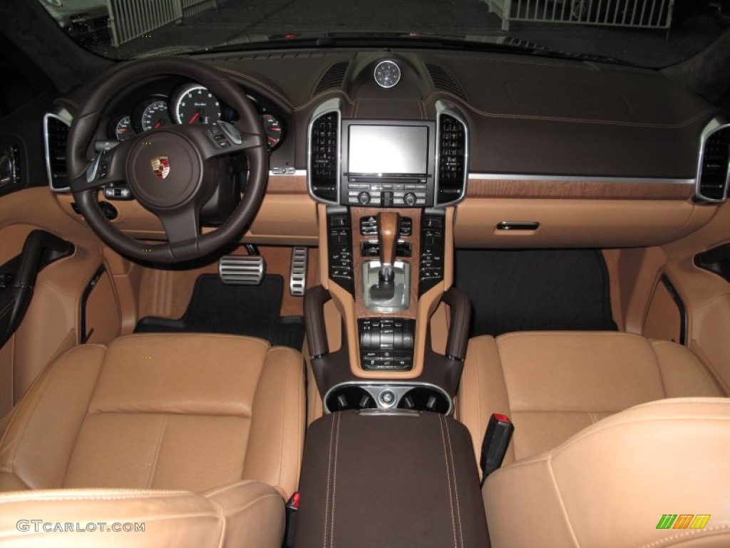 2011 Cayenne Turbo - Jet Black Metallic / Natural Espresso/Cognac photo #15