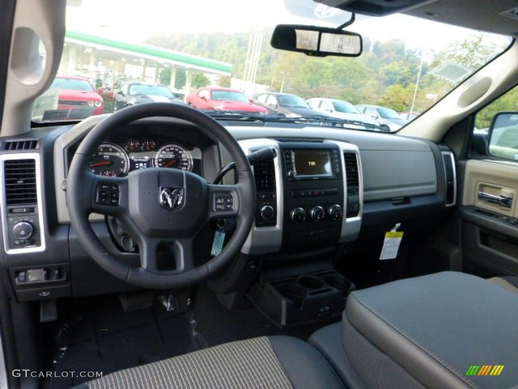 2012 Ram 1500 Outdoorsman Quad Cab 4x4 - Bright Silver Metallic / Dark Slate Gray/Medium Graystone photo #14