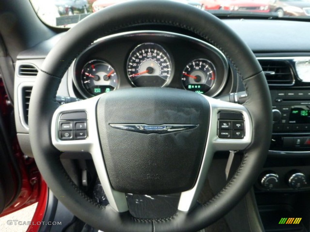 2013 Chrysler 200 Touring Convertible Steering Wheel Photos