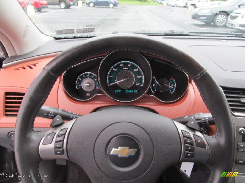 2008 Chevrolet Malibu LTZ Sedan Ebony/Brick Red Steering Wheel Photo #71578448